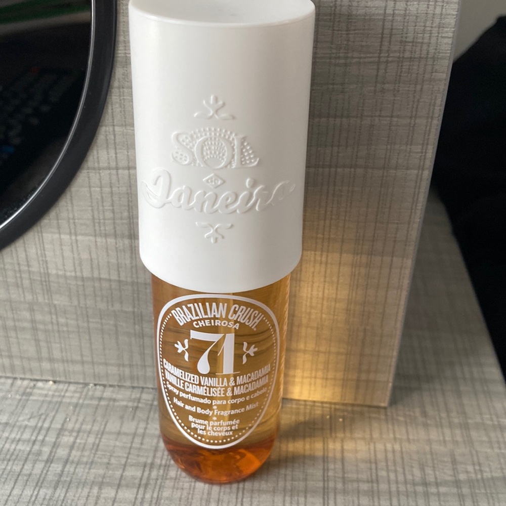 Sol de janeiro 71 body mist